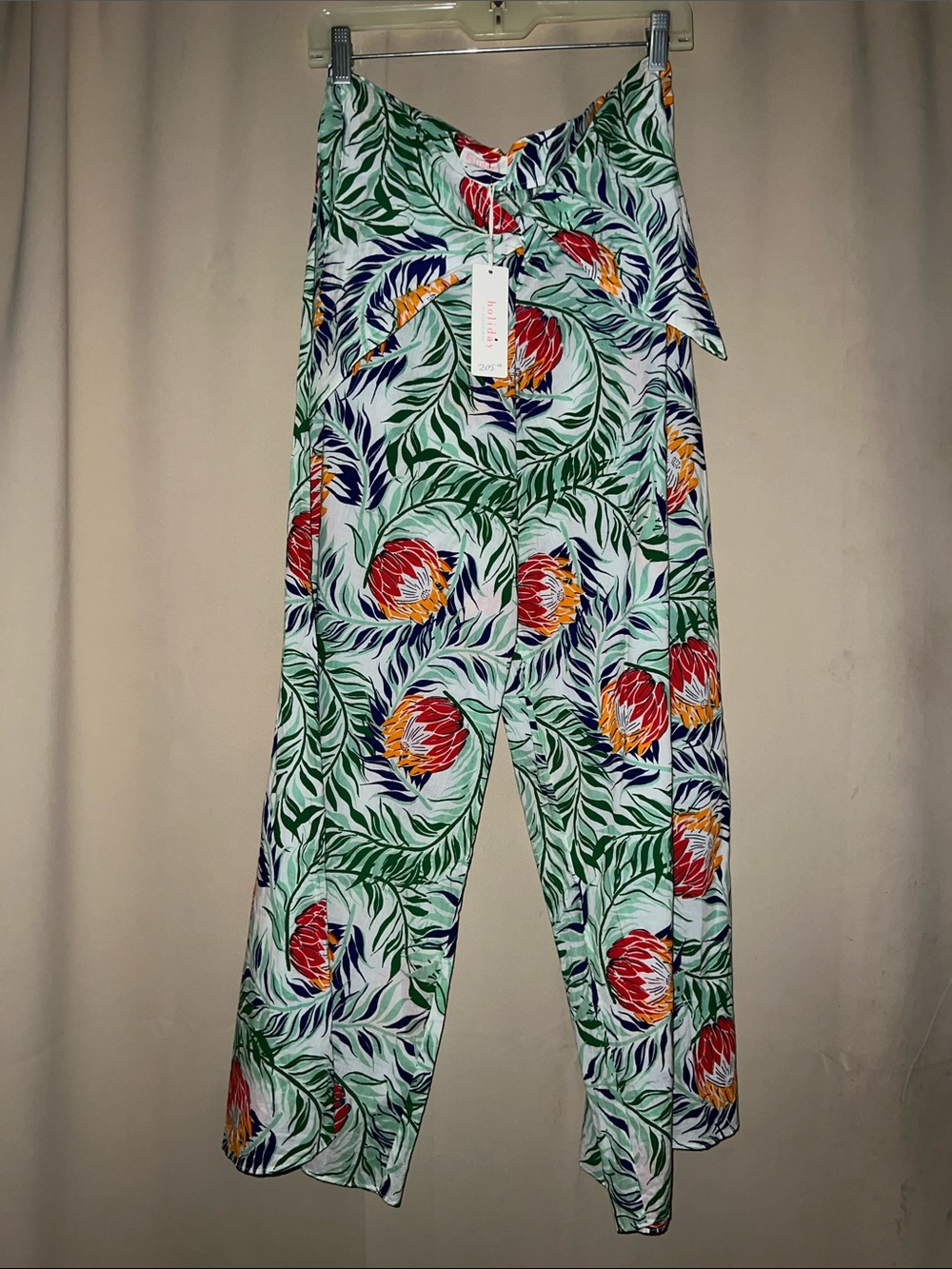 Holiday by Megan Park Tropical Print Pants